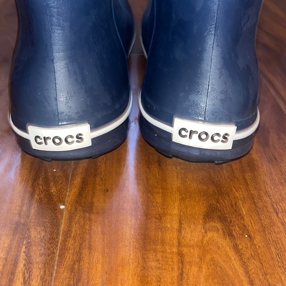 Crocs Jaunt Shorty Ankle Rain Boots Navy Blue White Trim Women’s Size 10 15769. - Picture 1 of 12